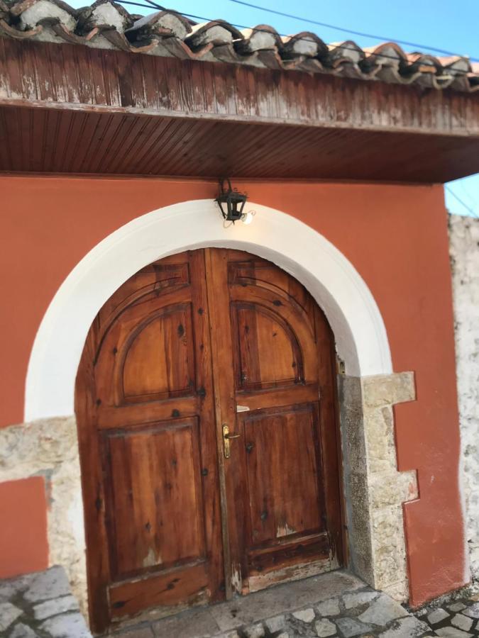 Kaloshi Villa Krujë Екстериор снимка