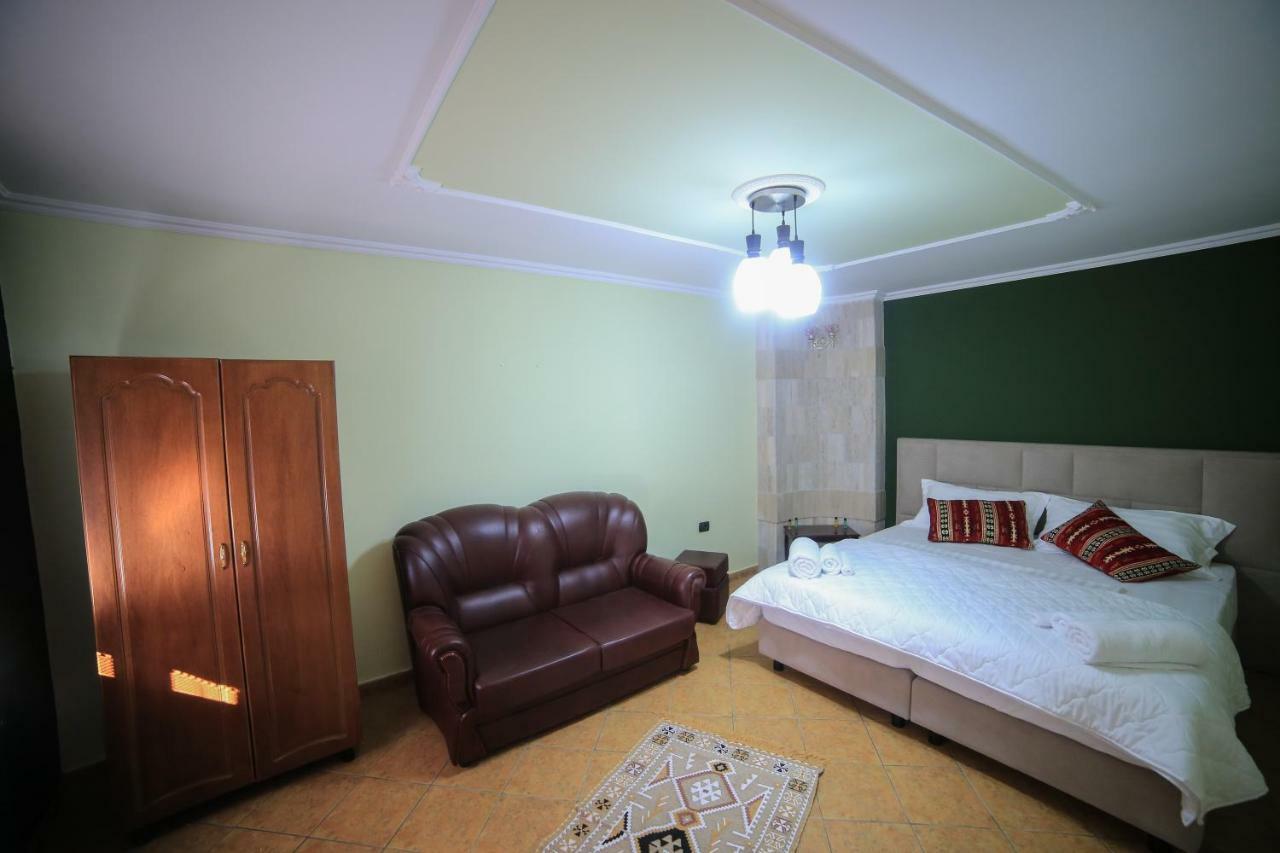 Kaloshi Villa Krujë Екстериор снимка